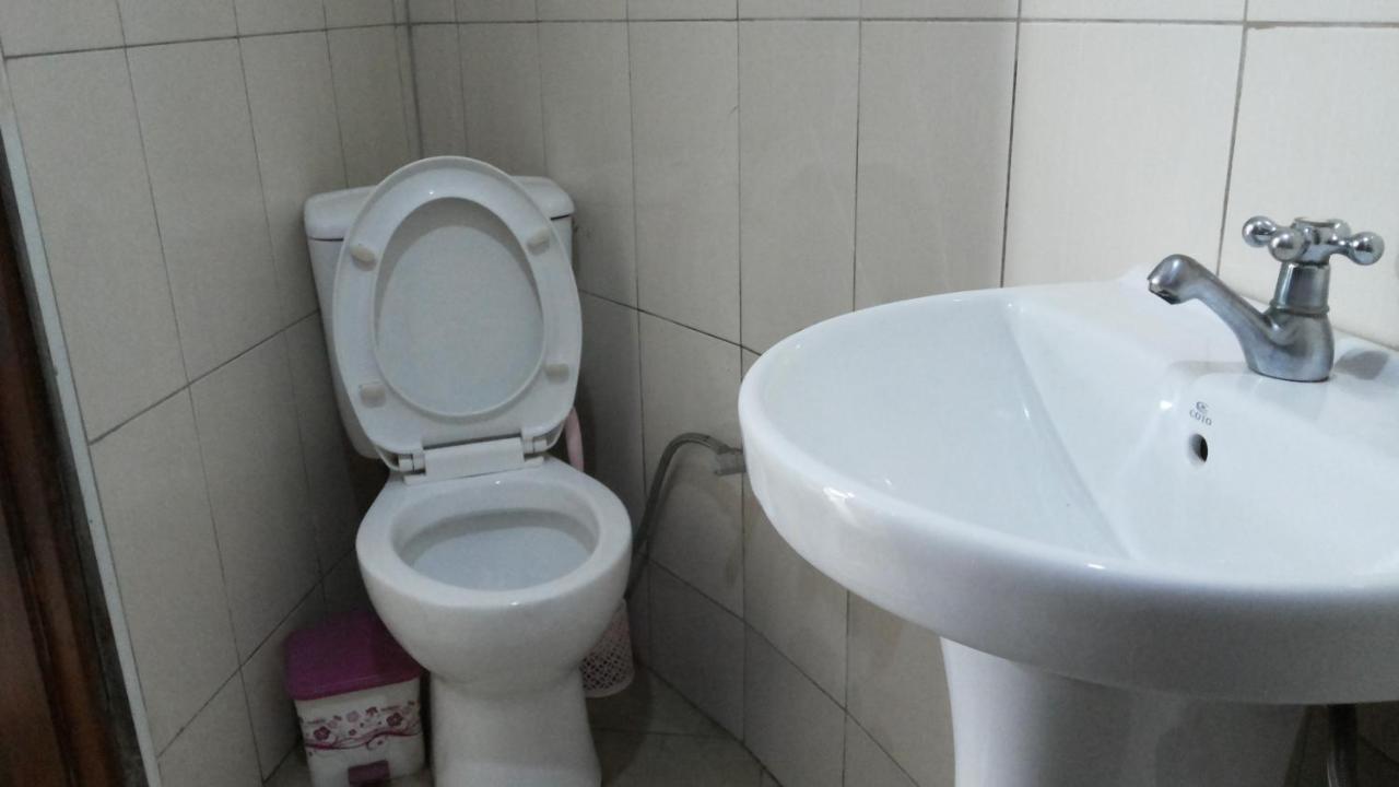 Kalalo Cottage Inn Pakwach エクステリア 写真